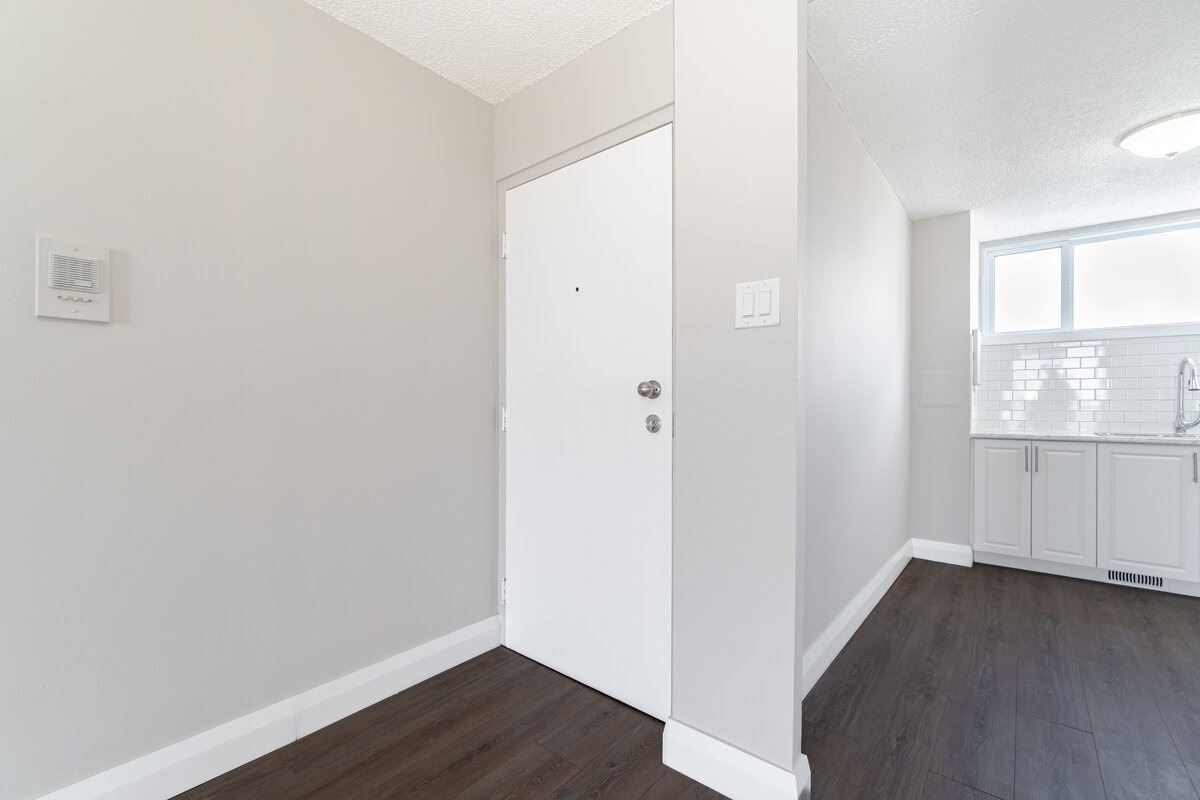 4673 Jane St, #621