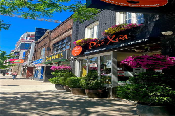 1768 St Clair Ave W