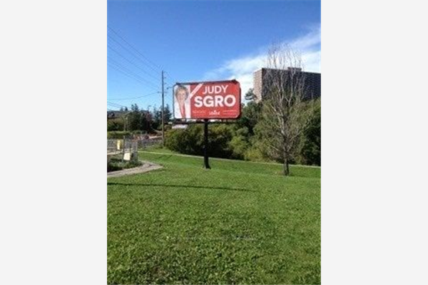 1600 Finch Ave W