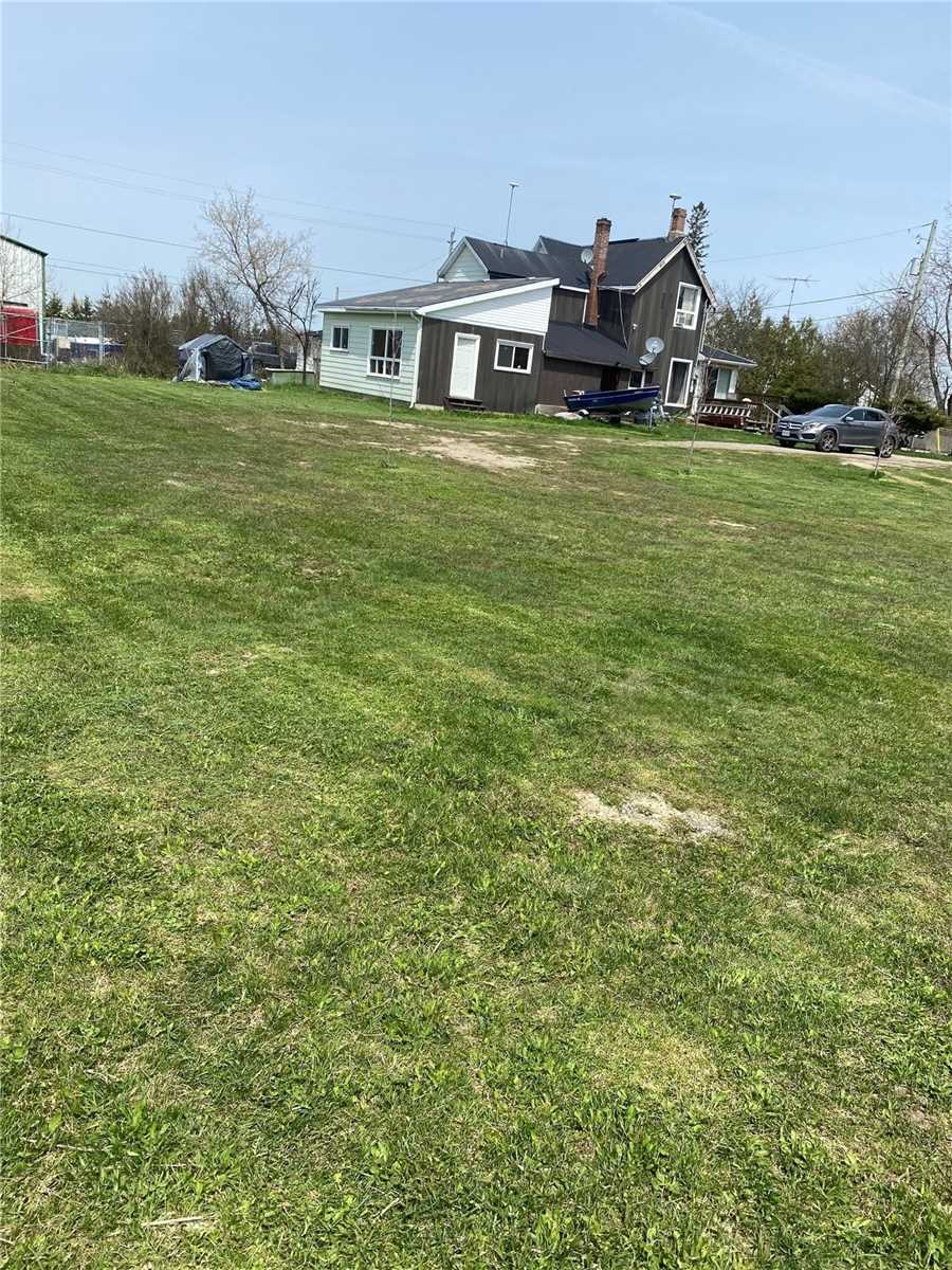 Listing W5923681 - Large Photo # 1