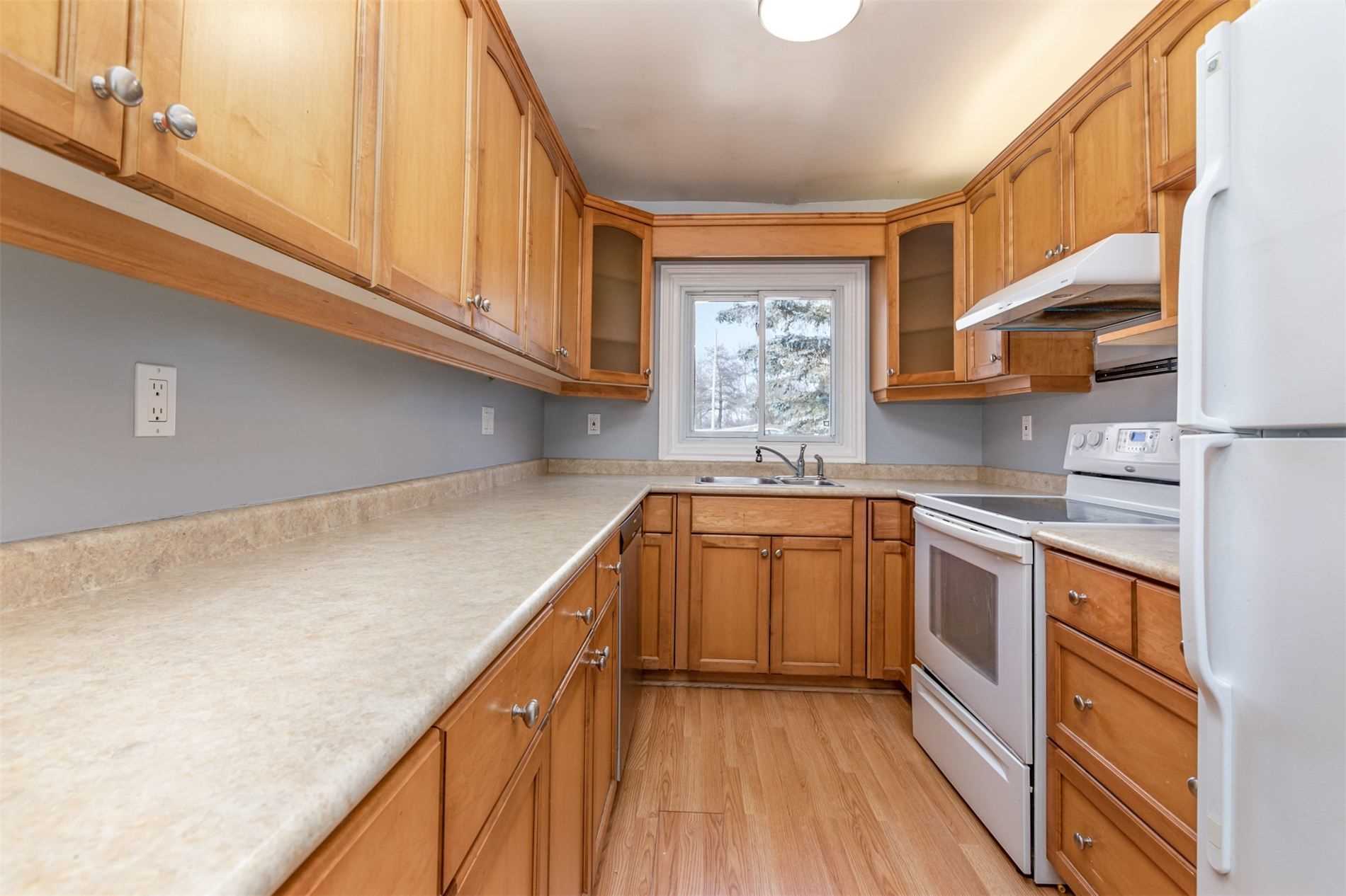 Listing W5923701 - Large Photo # 3