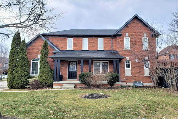 2400 Briargrove Circ, Oakville