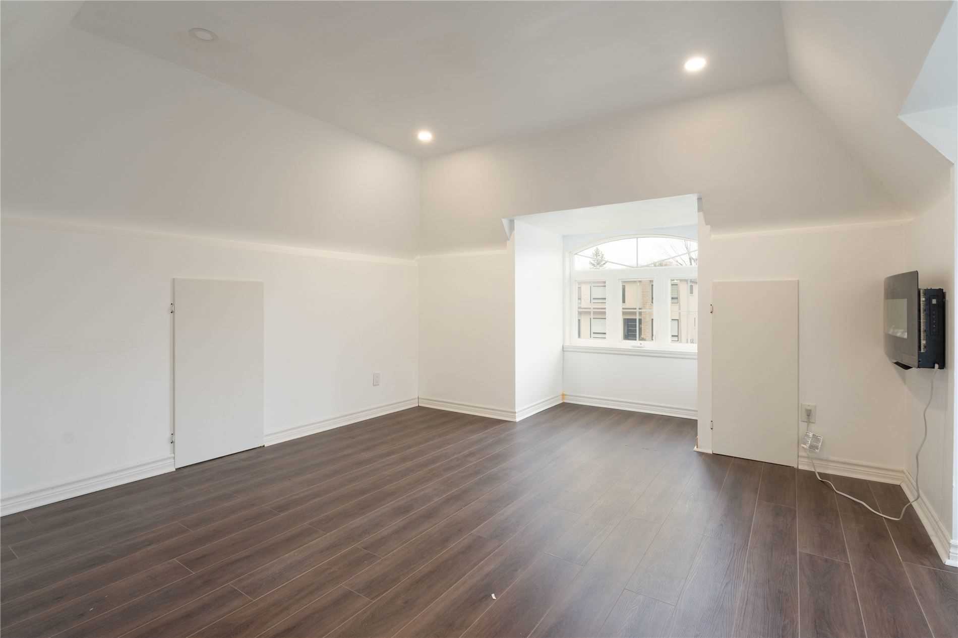Listing W5923873 - Large Photo # 27