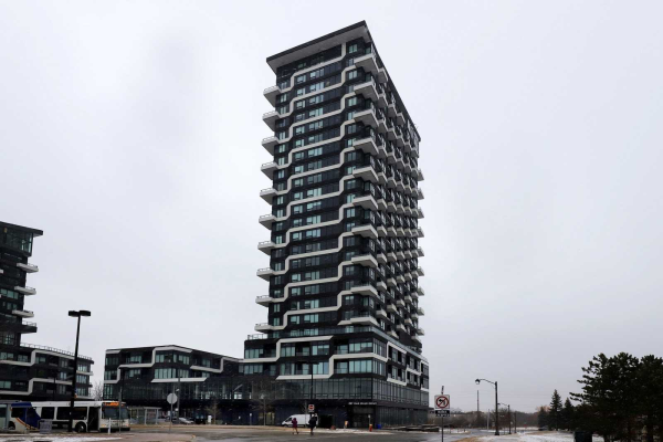 297 Oak Walk Dr, Oakville