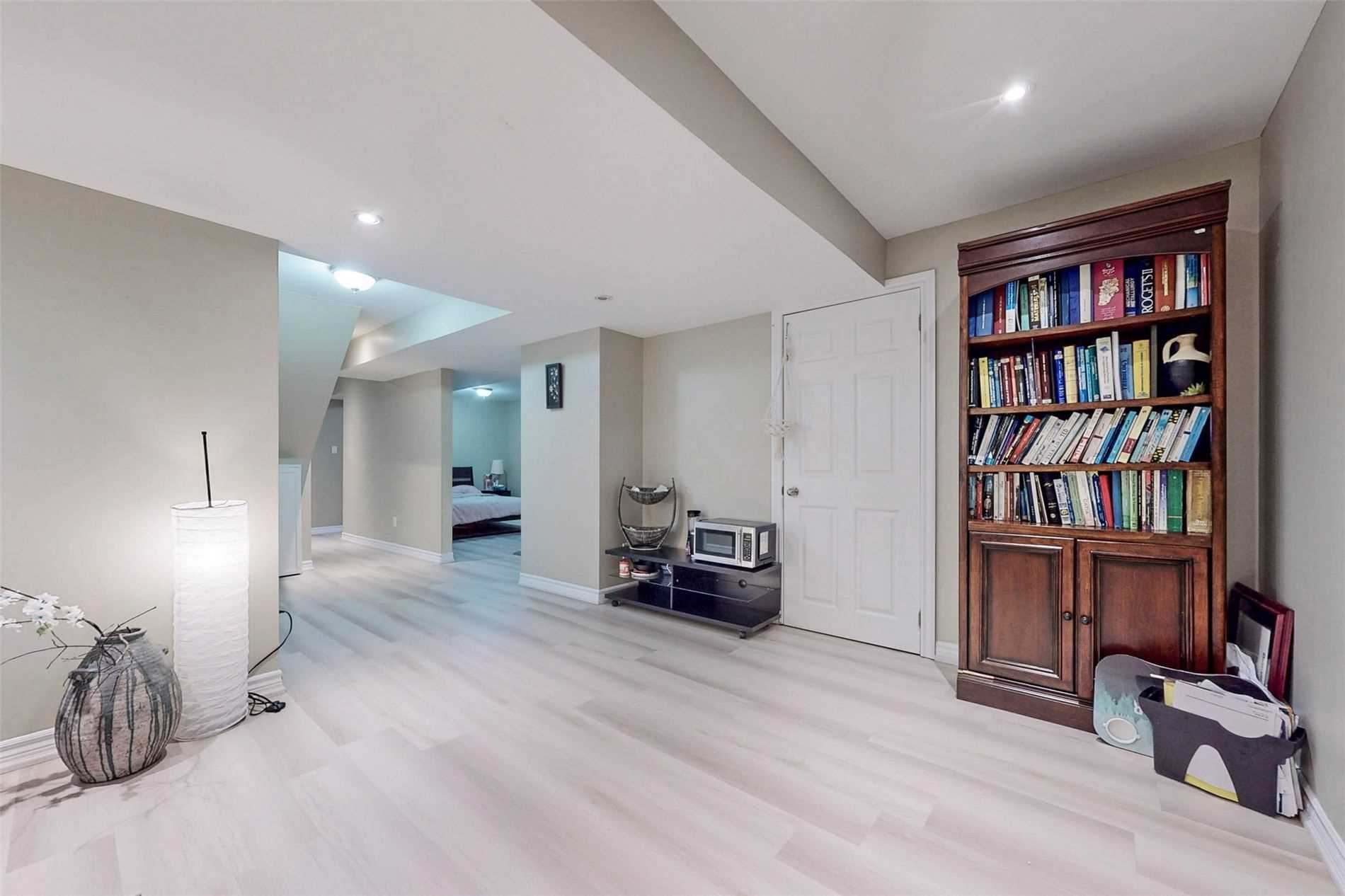 Listing W5924419 - Large Photo # 35