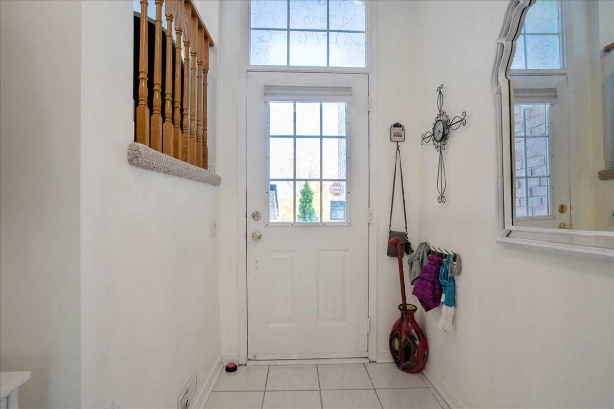Listing W5924699 - Large Photo # 4