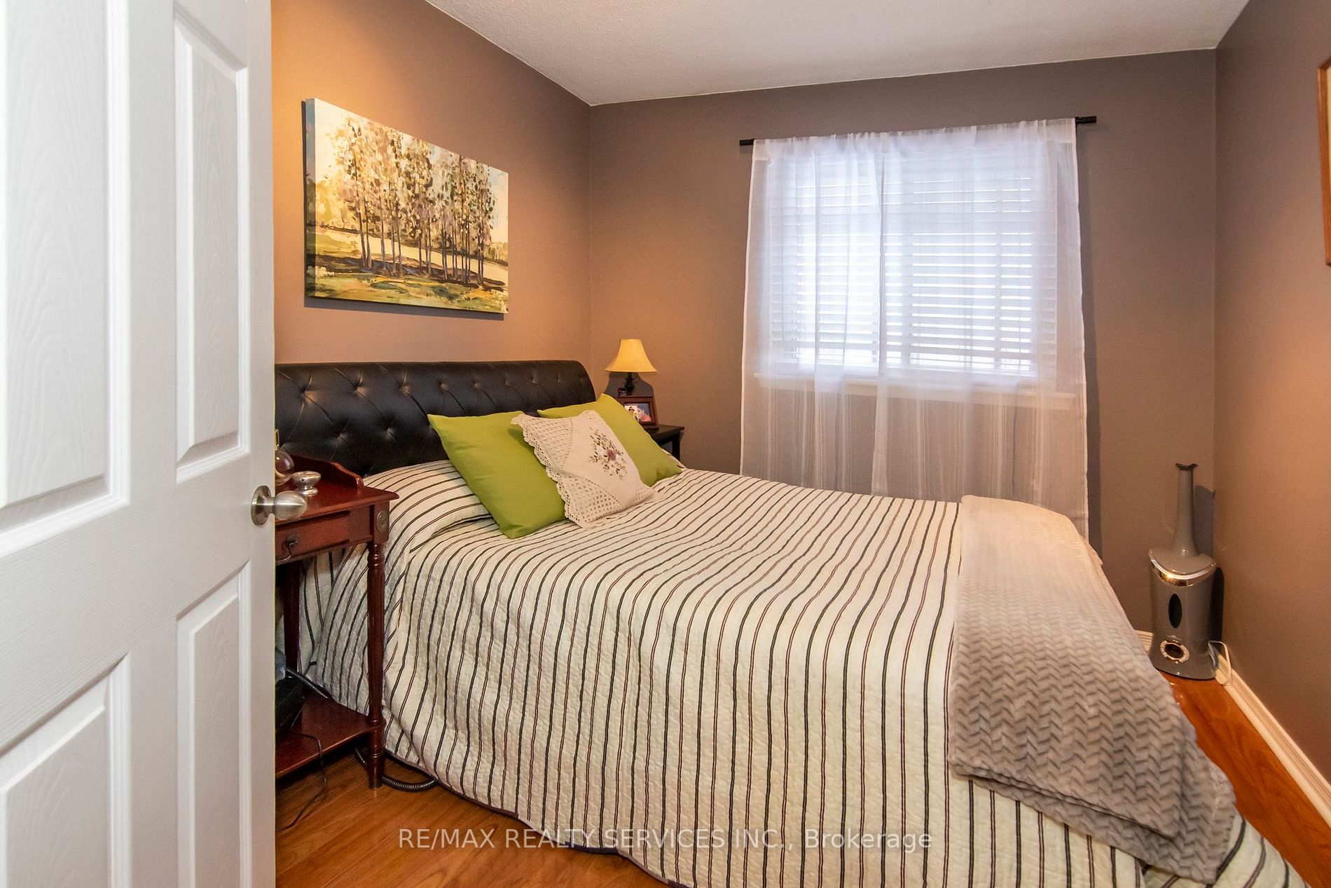 139 Moregate Cres, #38