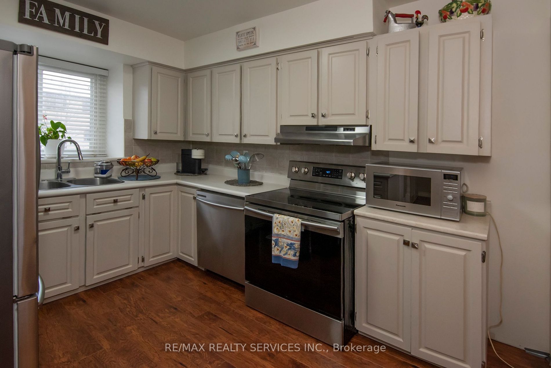 139 Moregate Cres, #38