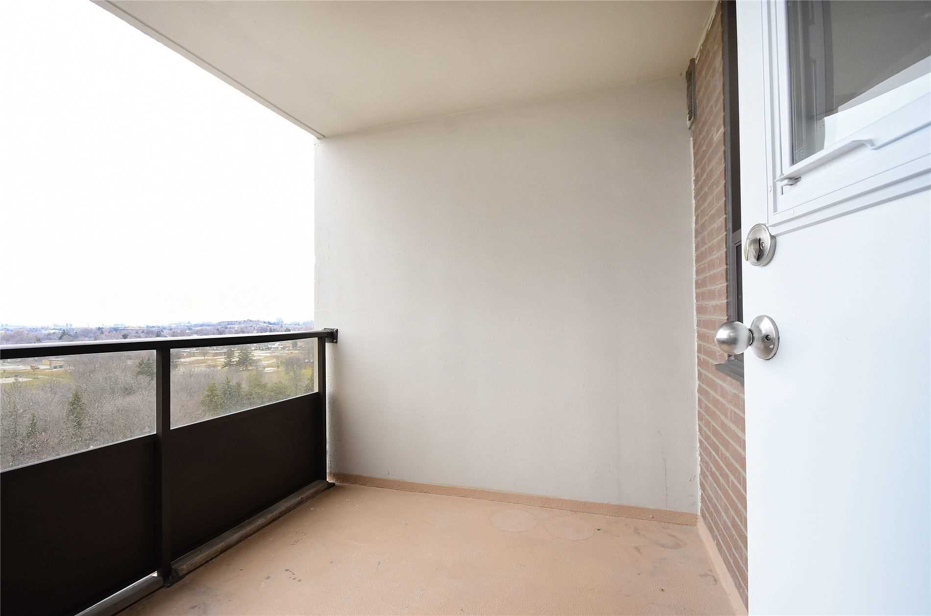 Listing W5925193 - Large Photo # 28