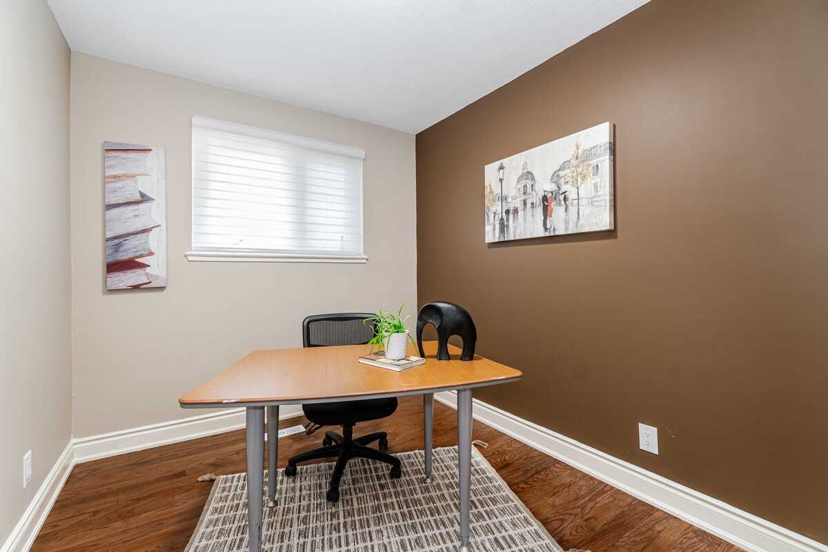 Listing W5925471 - Large Photo # 19