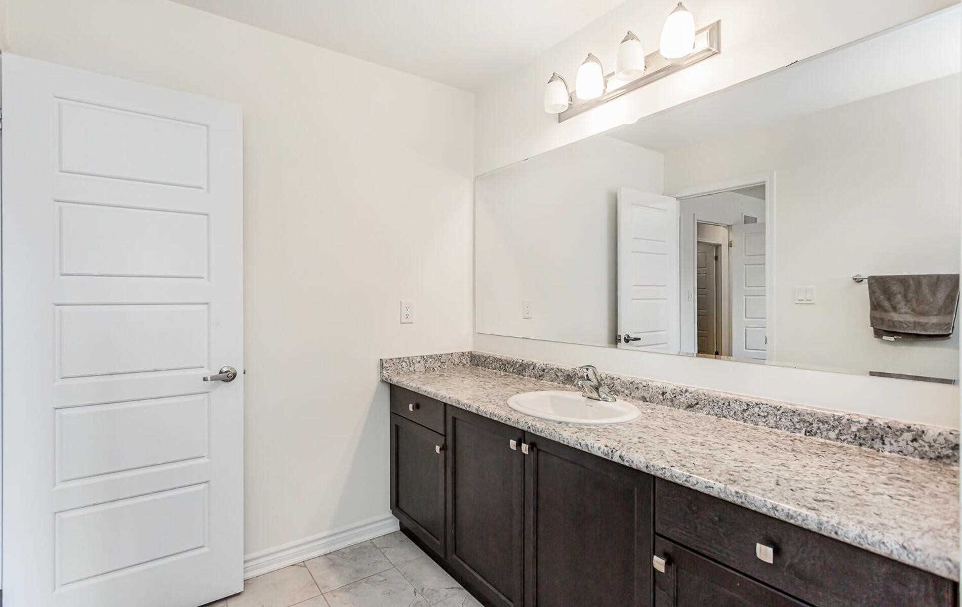 Listing W5926027 - Large Photo # 26