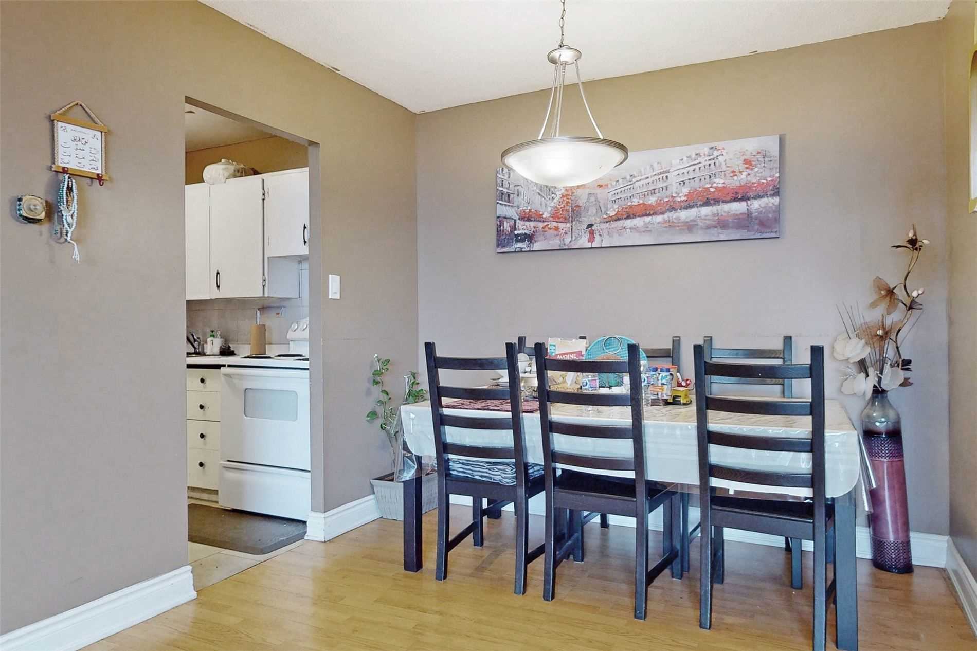 Listing W5926047 - Large Photo # 15
