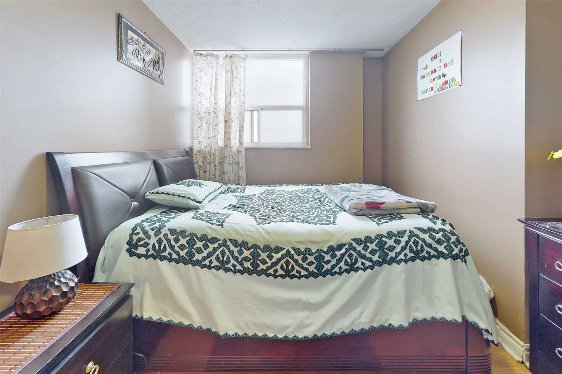 Listing W5926047 - Large Photo # 27