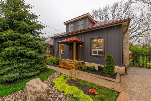 1490 Dundas Cres, Mississauga