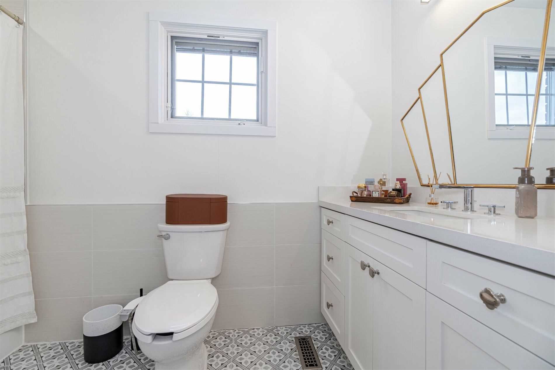 Listing W5926287 - Large Photo # 27