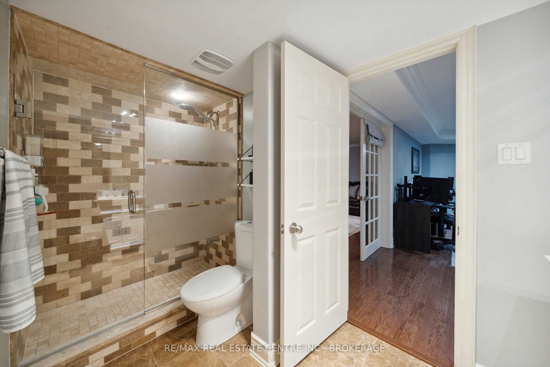 Listing W5926429 - Large Photo # 30