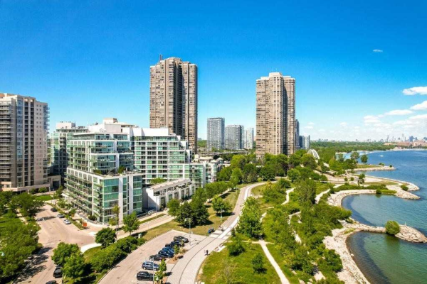 5 Marine Parade Dr, Toronto