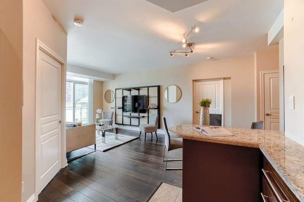 Listing W5926793 - Large Photo # 21