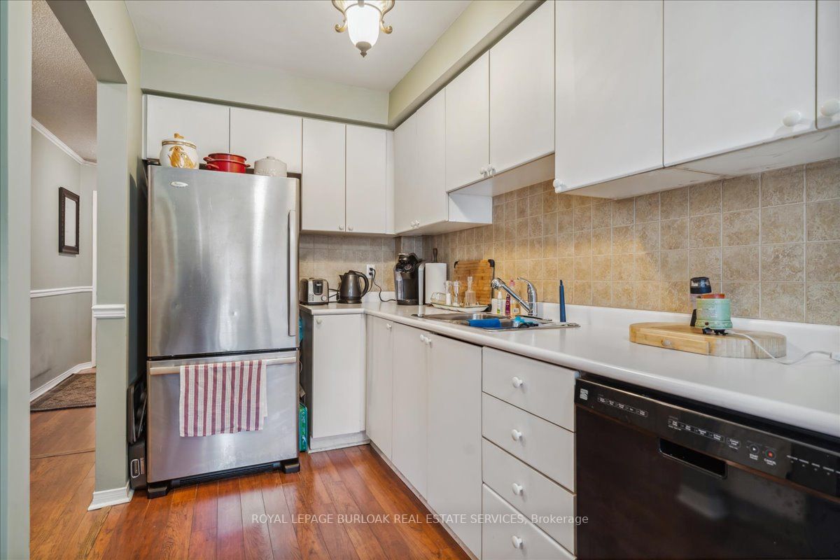 2215 Cleaver Ave, #22