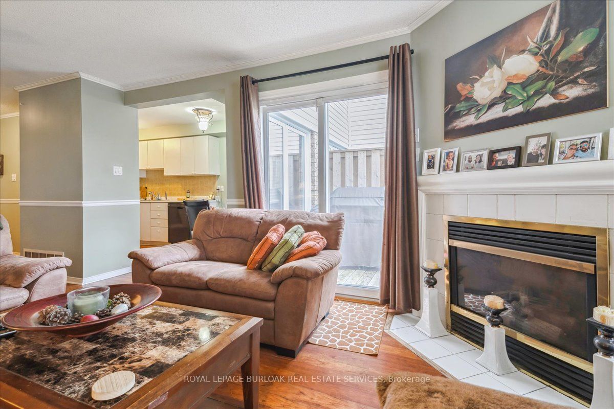 2215 Cleaver Ave, #22