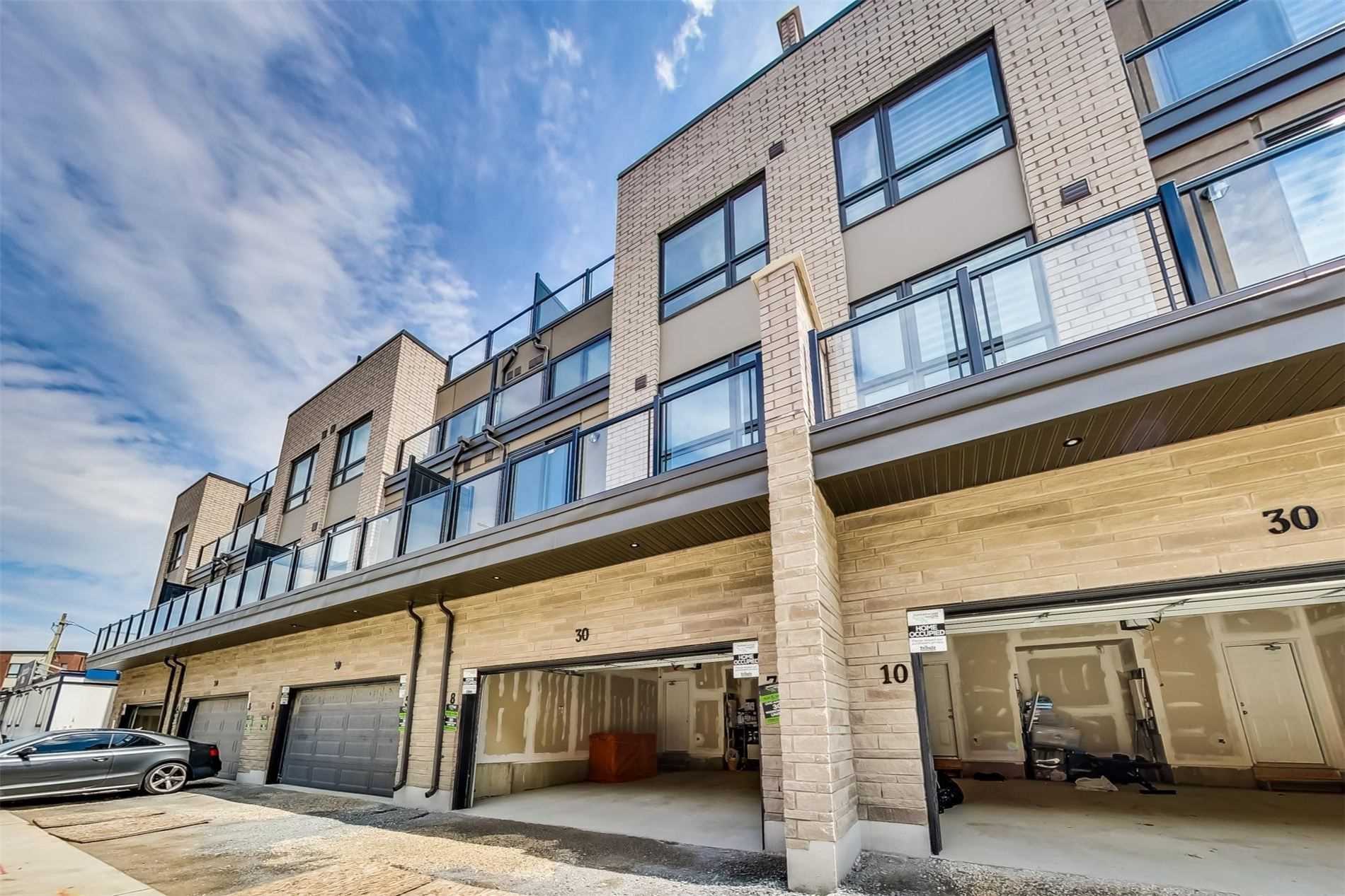30 Woodstream Dr, #7