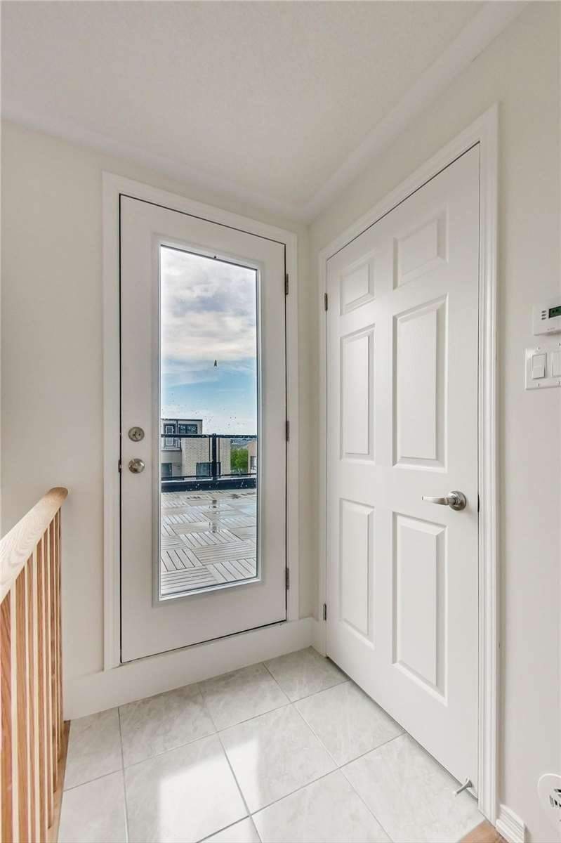 30 Woodstream Dr, #7