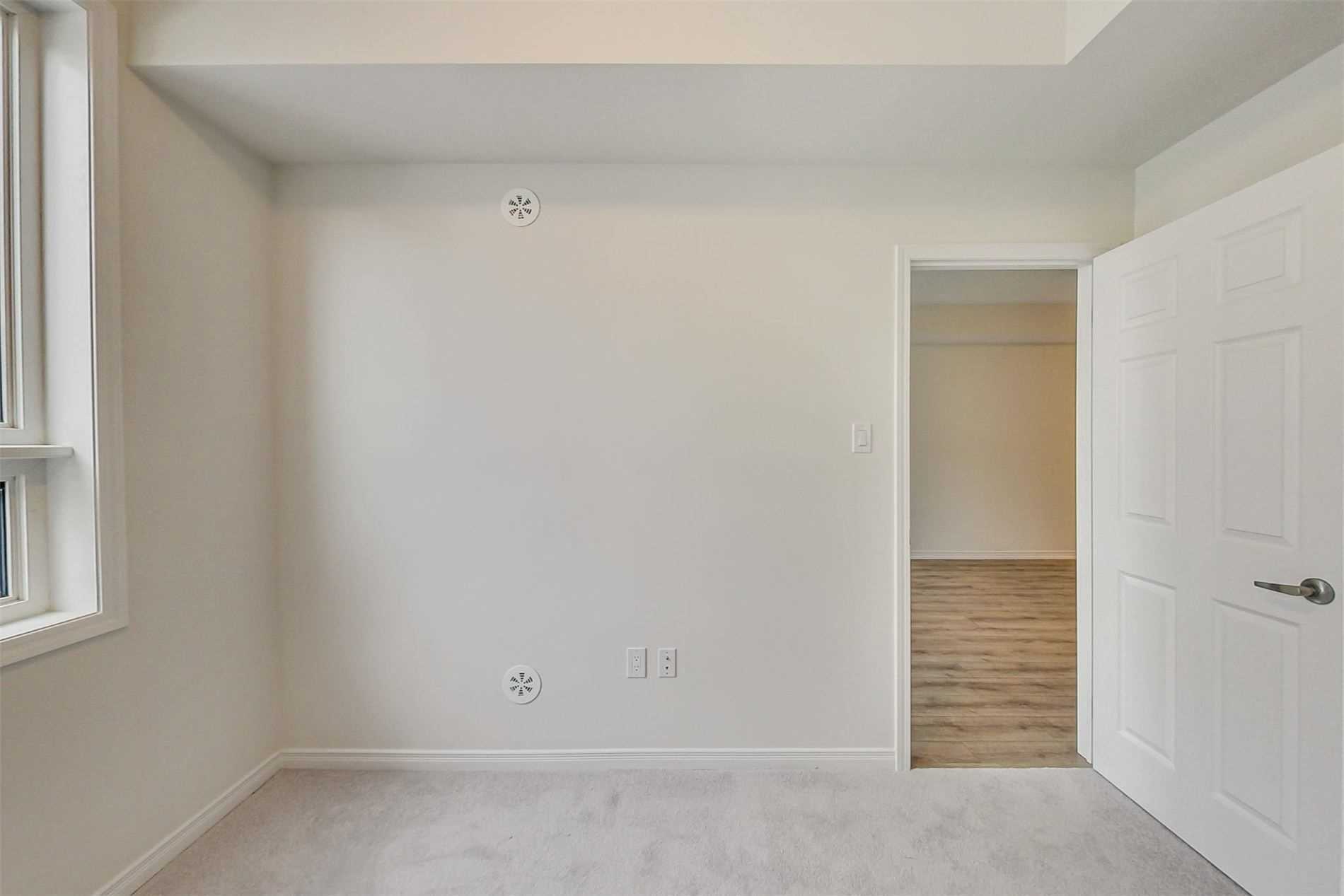30 Woodstream Dr, #7