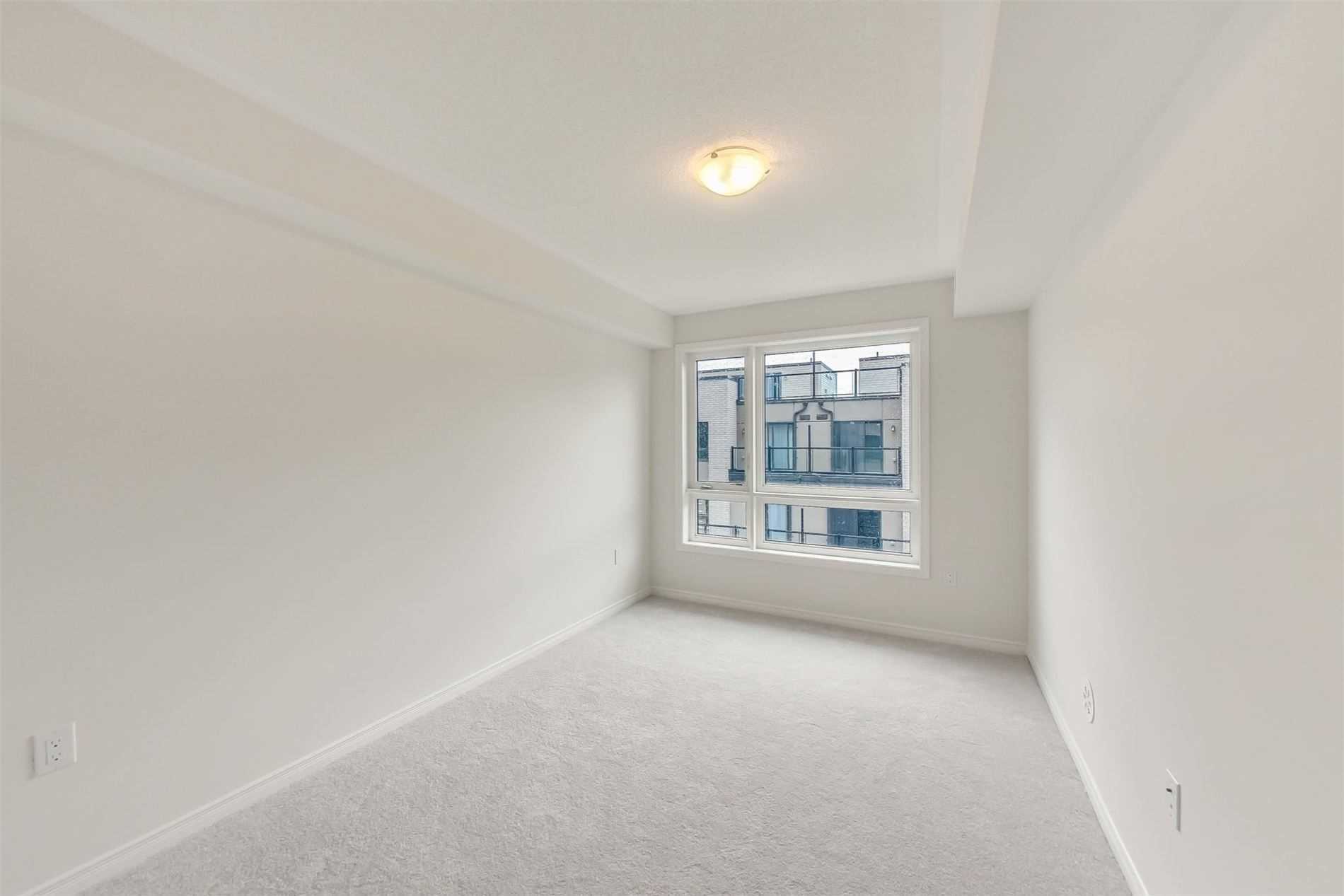 30 Woodstream Dr, #7