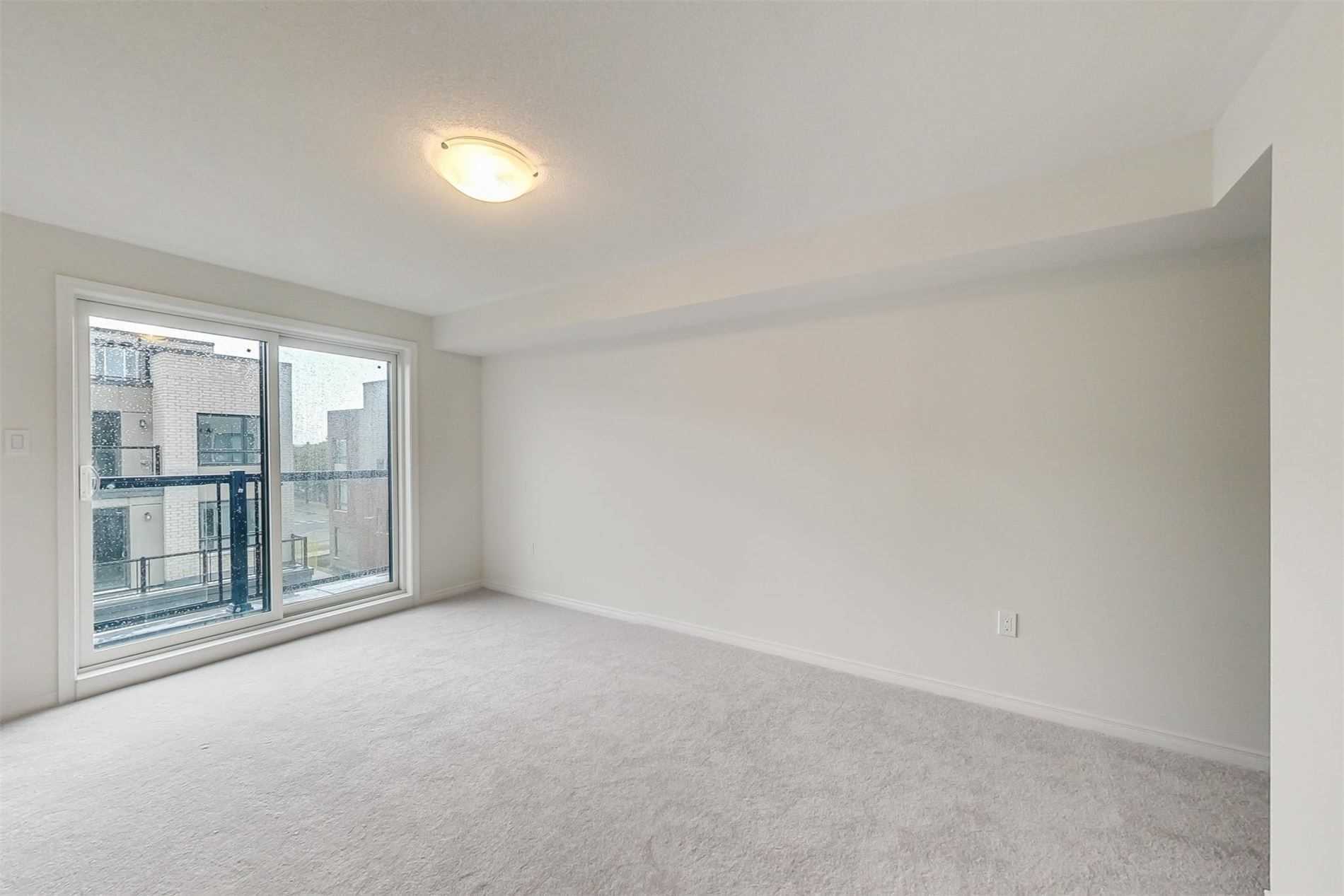 30 Woodstream Dr, #7