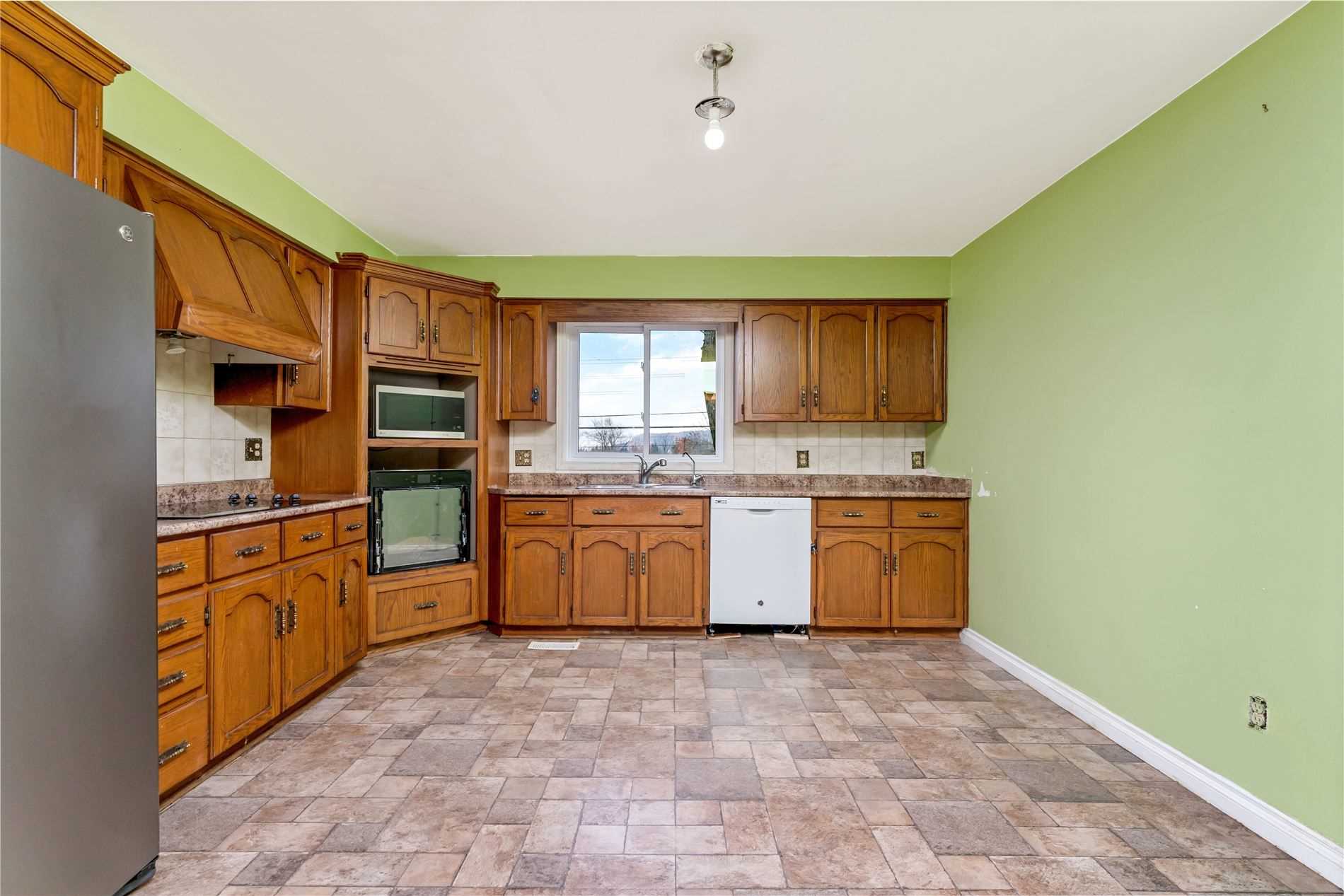 Listing W5927363 - Large Photo # 10