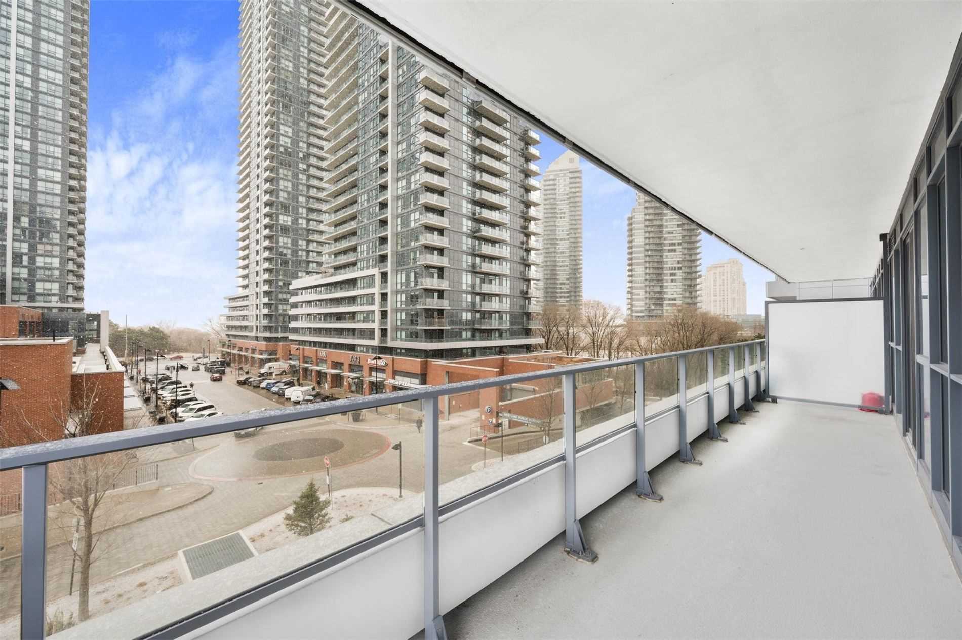 10 Park Lawn Rd, #427