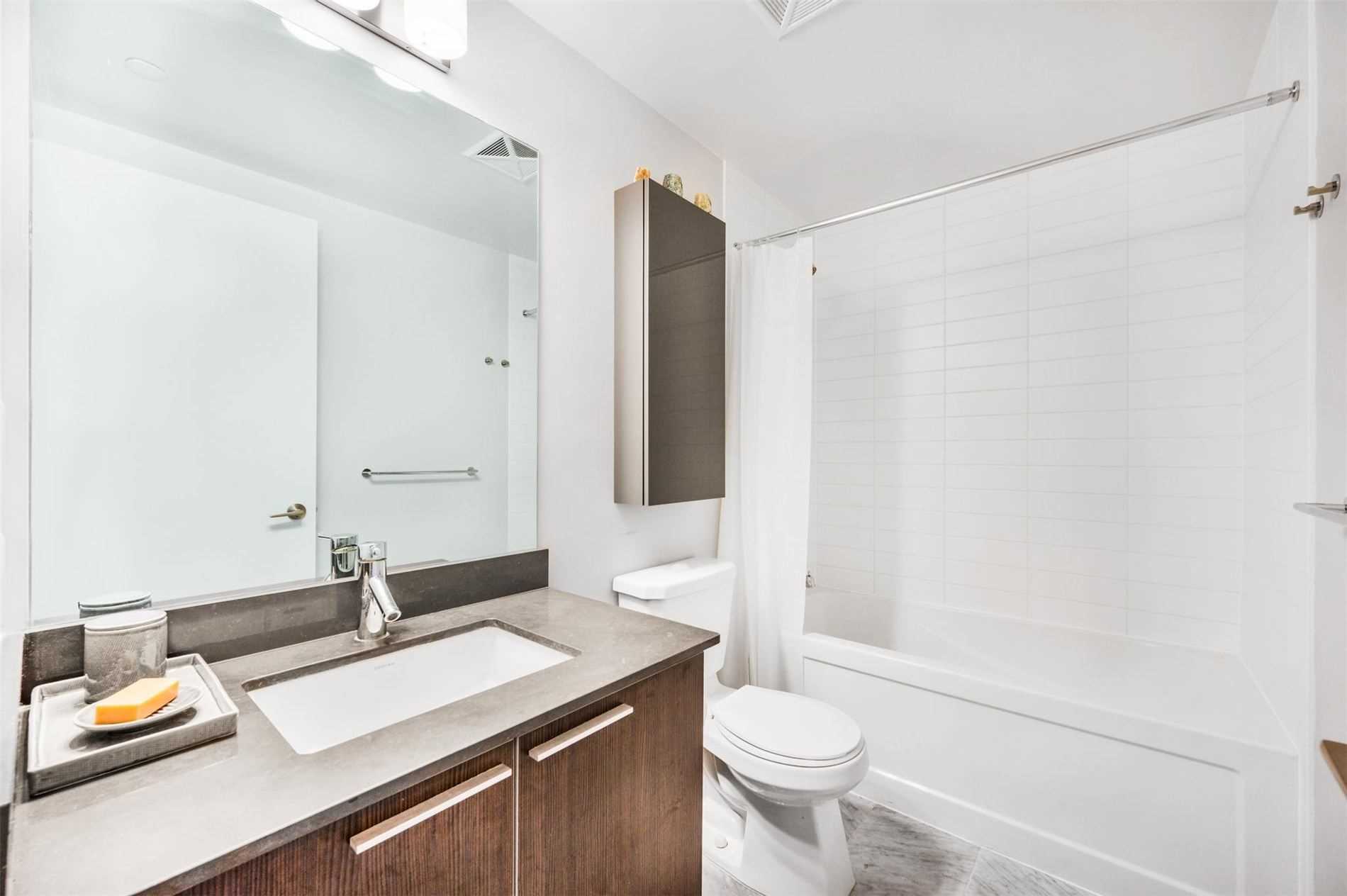 10 Park Lawn Rd, #427