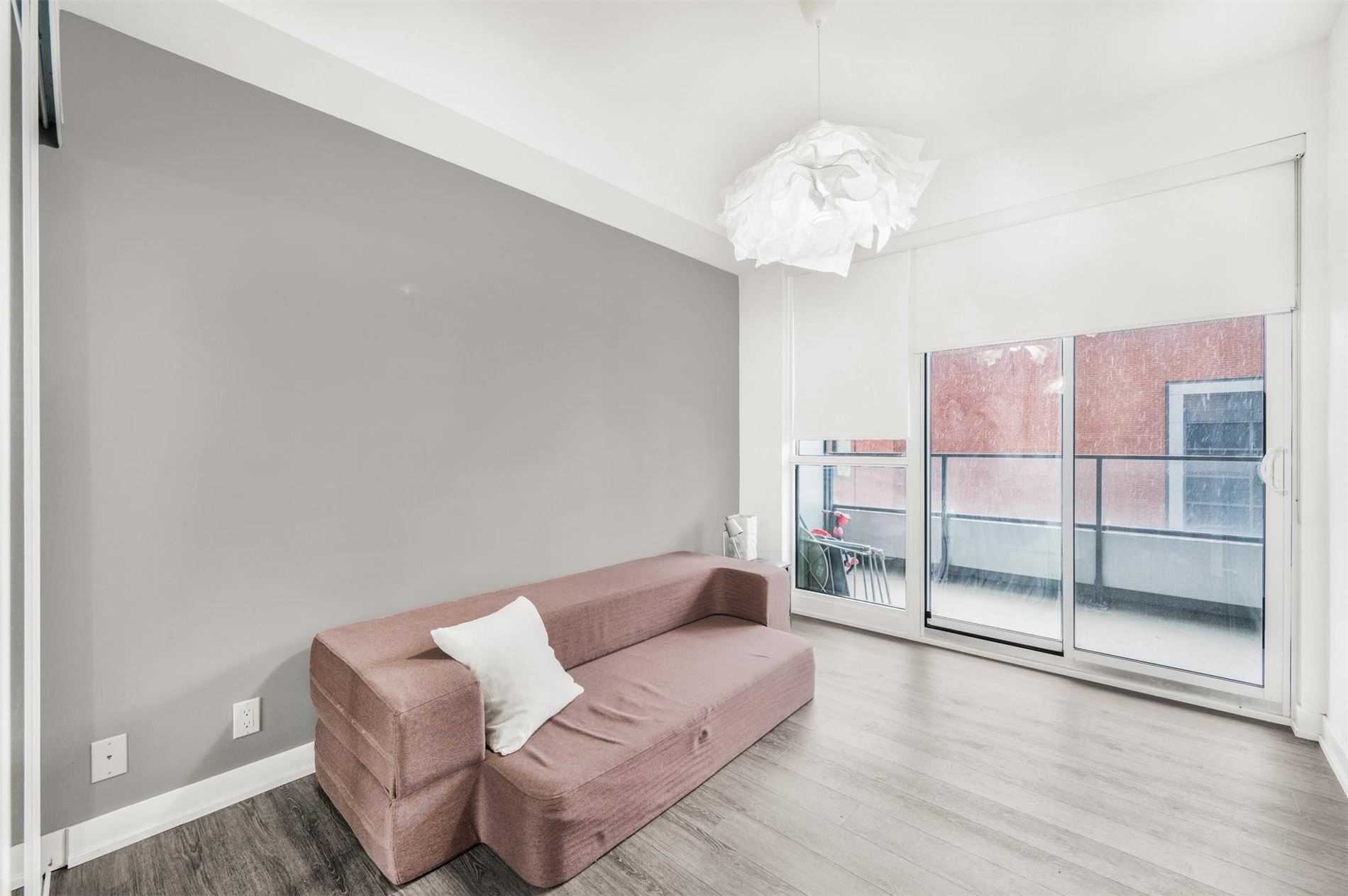 10 Park Lawn Rd, #427