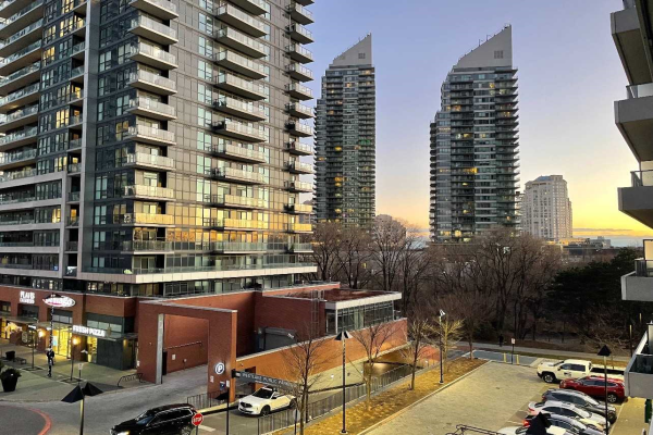 10 Park Lawn Rd, Toronto