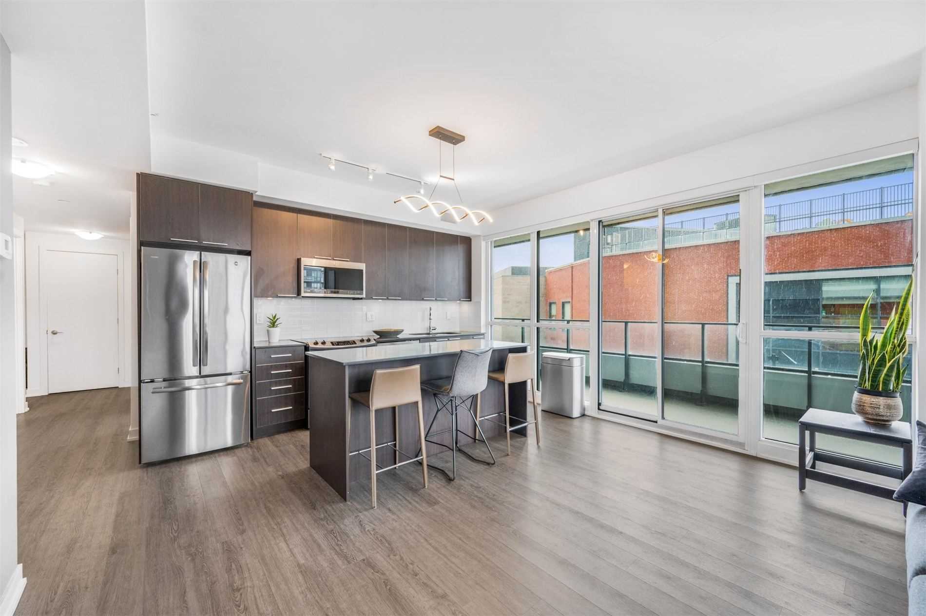 10 Park Lawn Rd, #427