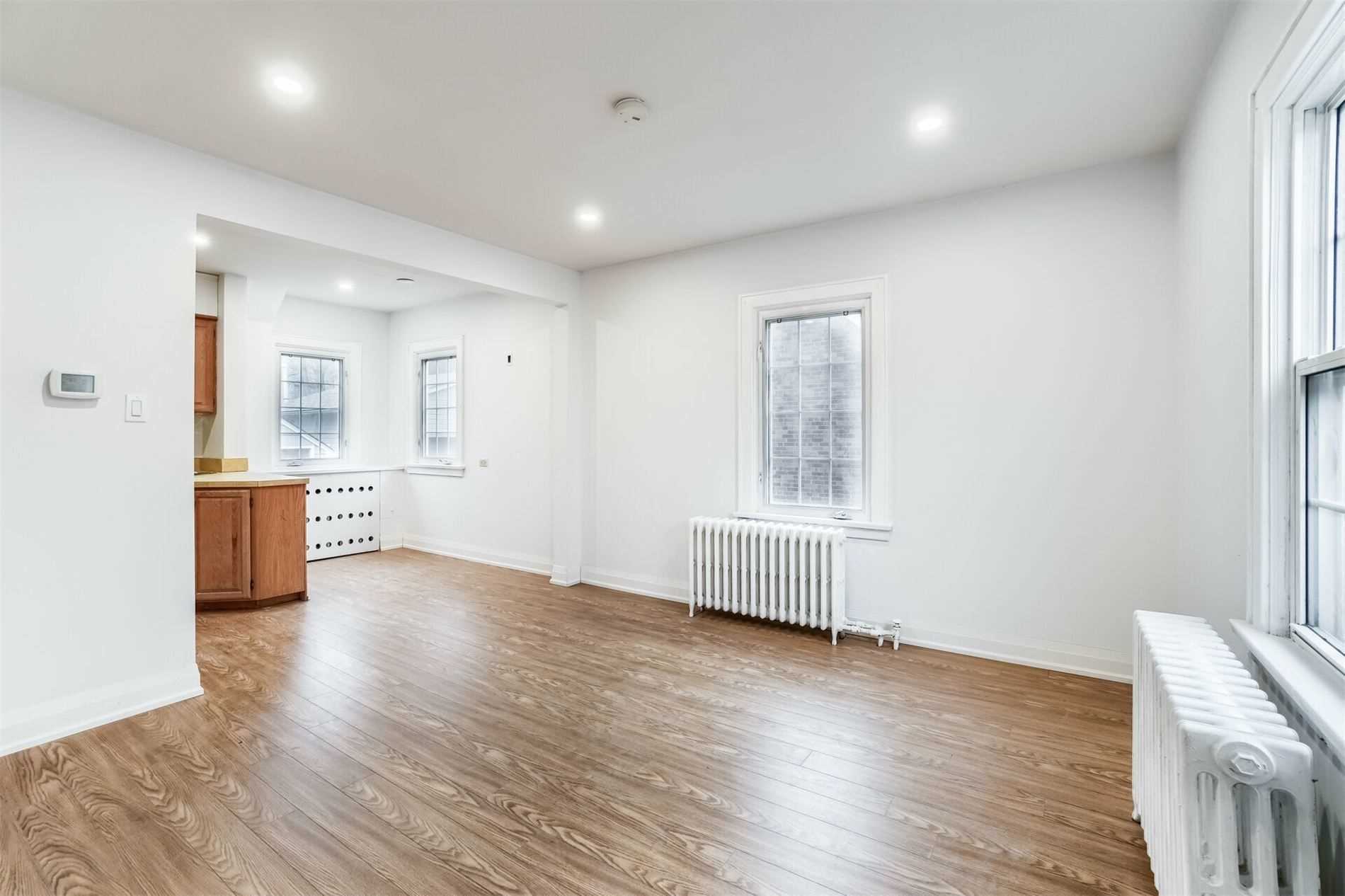 Listing W5927549 - Large Photo # 13