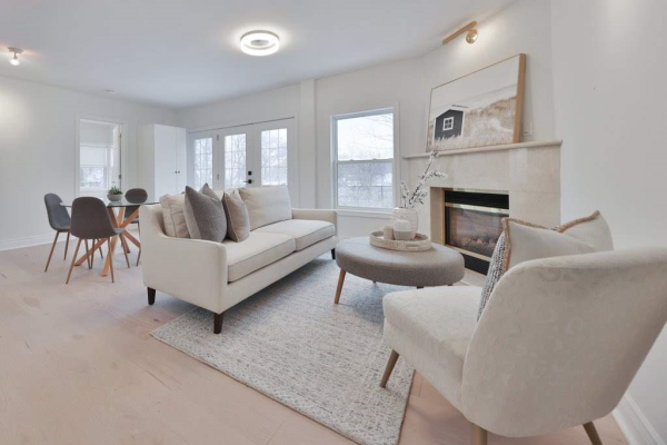 42 Front St S, Mississauga
