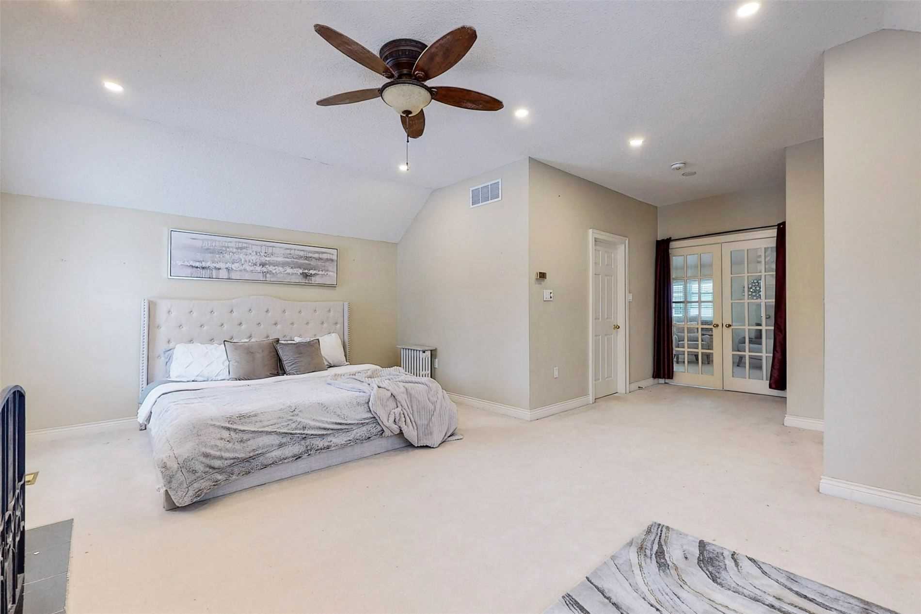 Listing W5927829 - Large Photo # 18