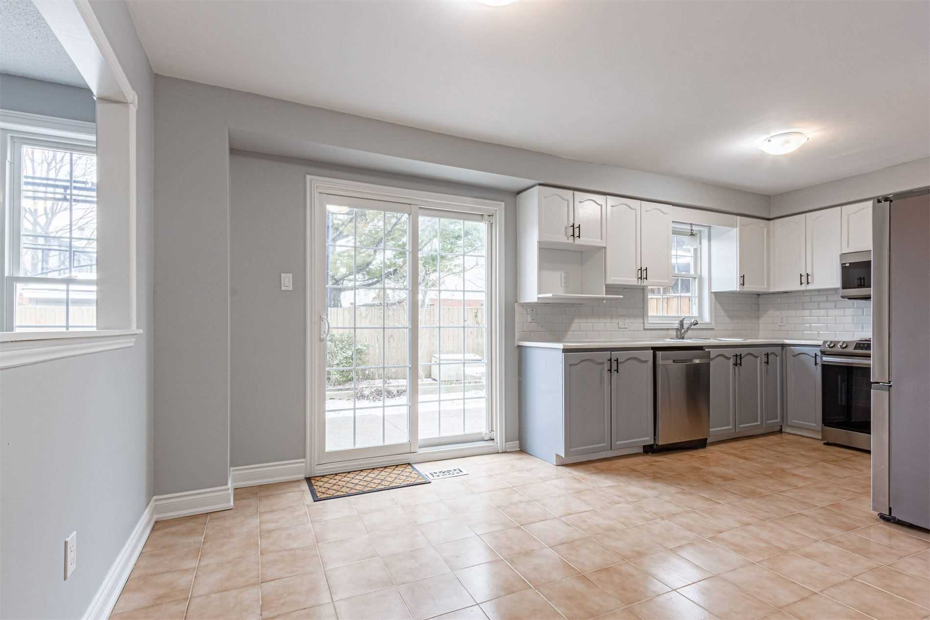 Listing W5927843 - Large Photo # 18