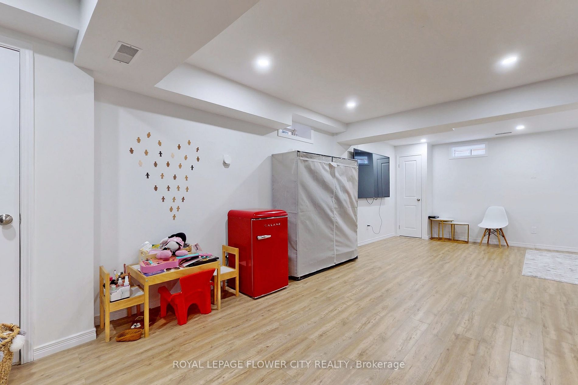 Listing W5928104 - Large Photo # 34