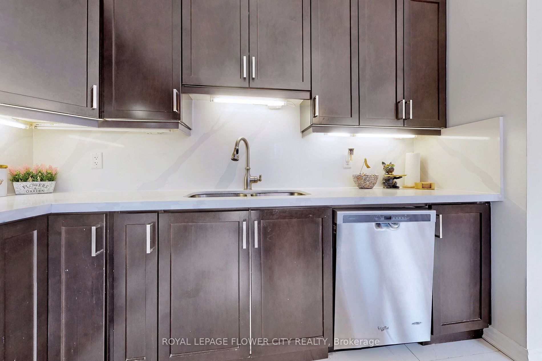 Listing W5928104 - Large Photo # 15