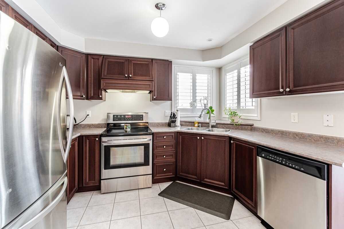 Listing W5928371 - Large Photo # 13