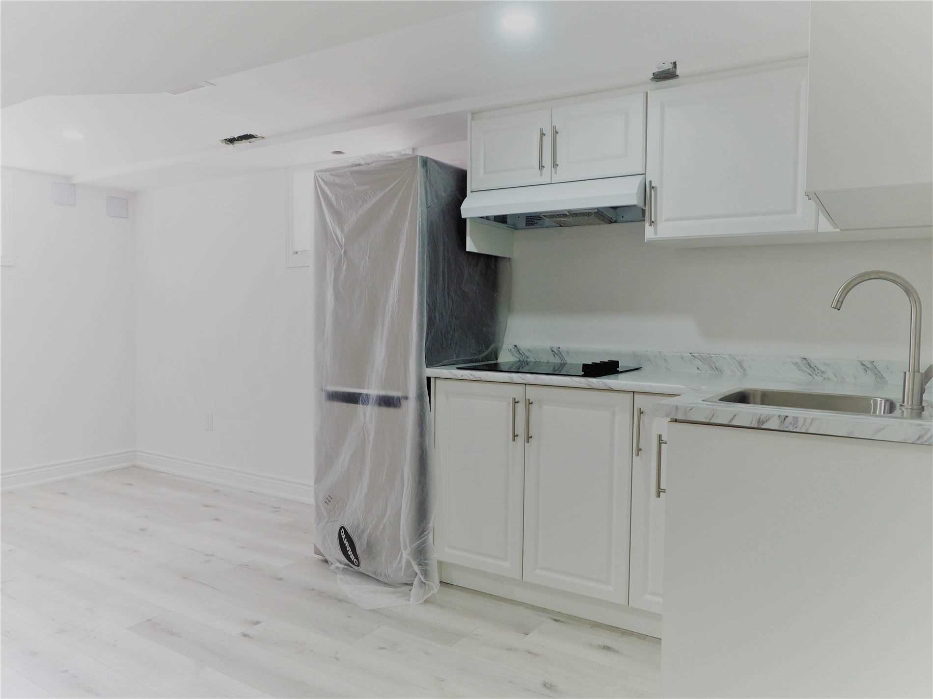 Listing W5928661 - Large Photo # 2