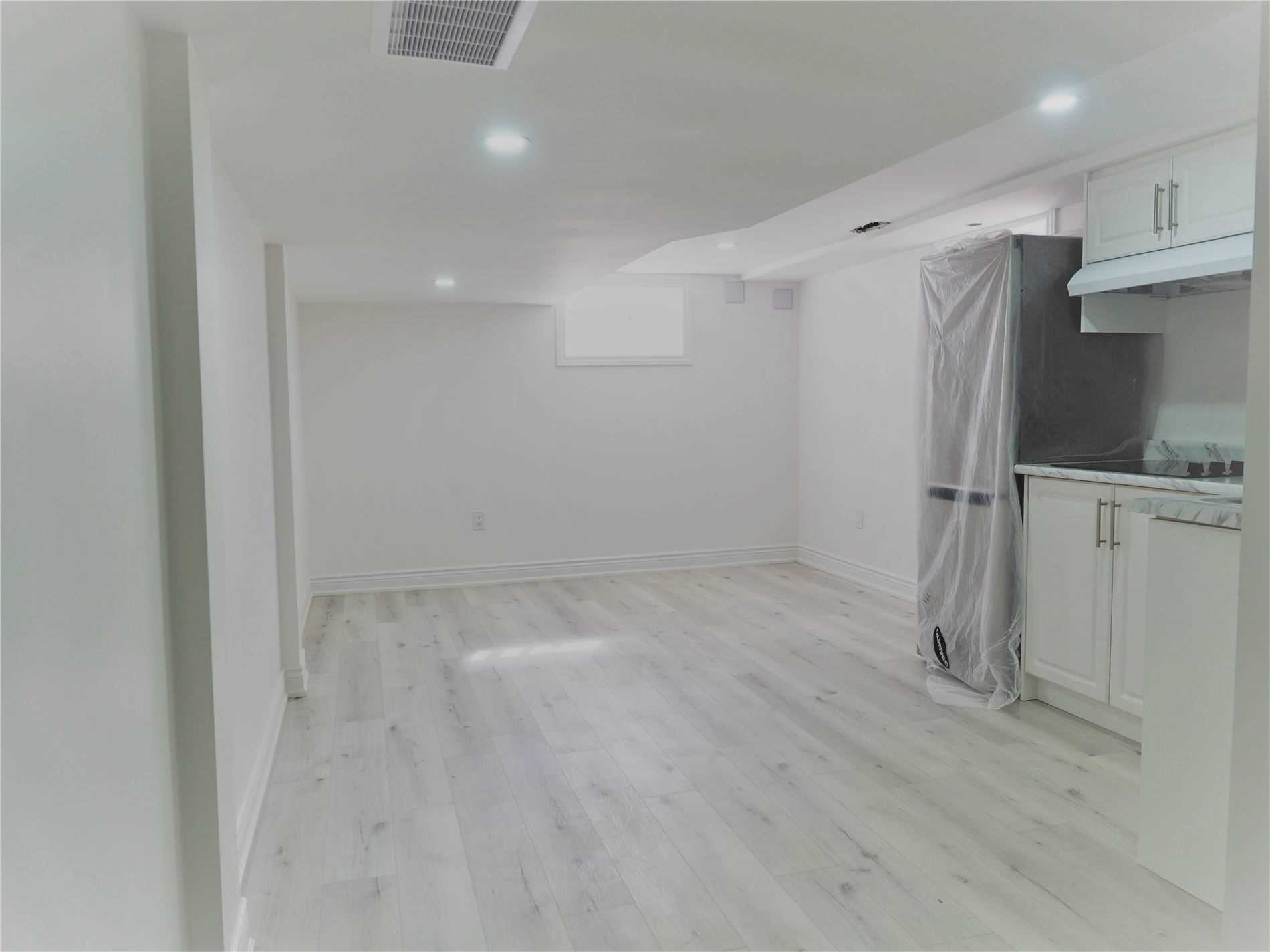 Listing W5928661 - Large Photo # 1