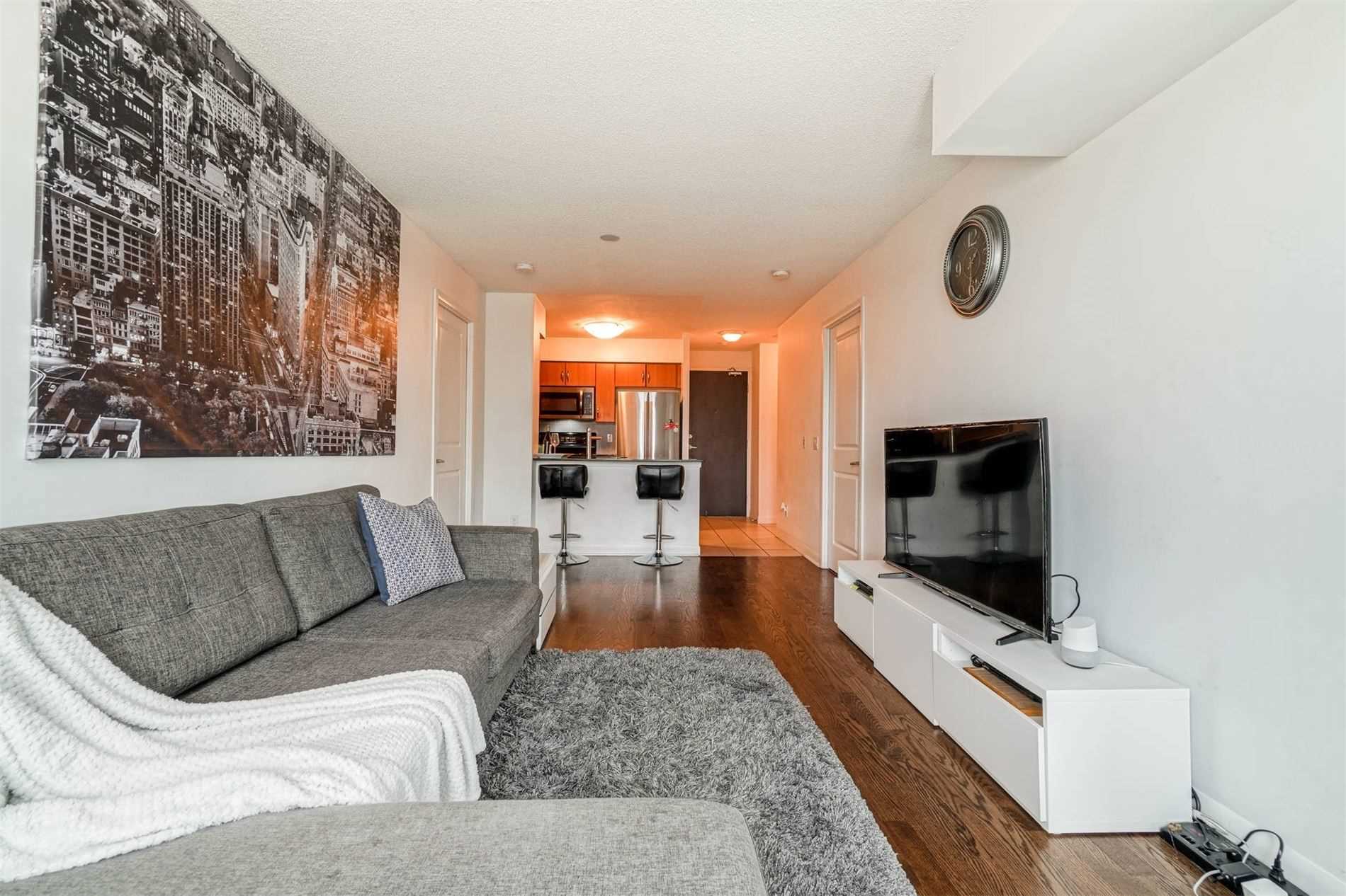 Listing W5928683 - Large Photo # 7