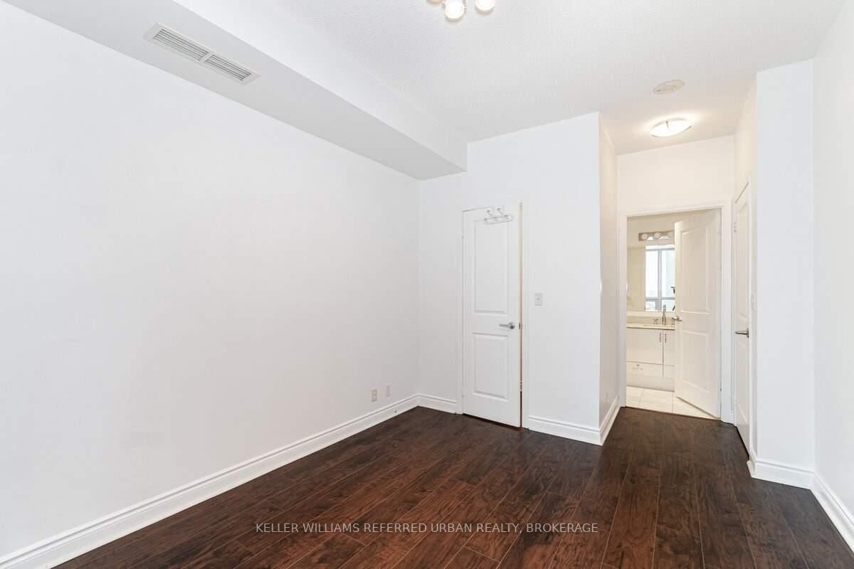 Listing W5928803 - Large Photo # 12