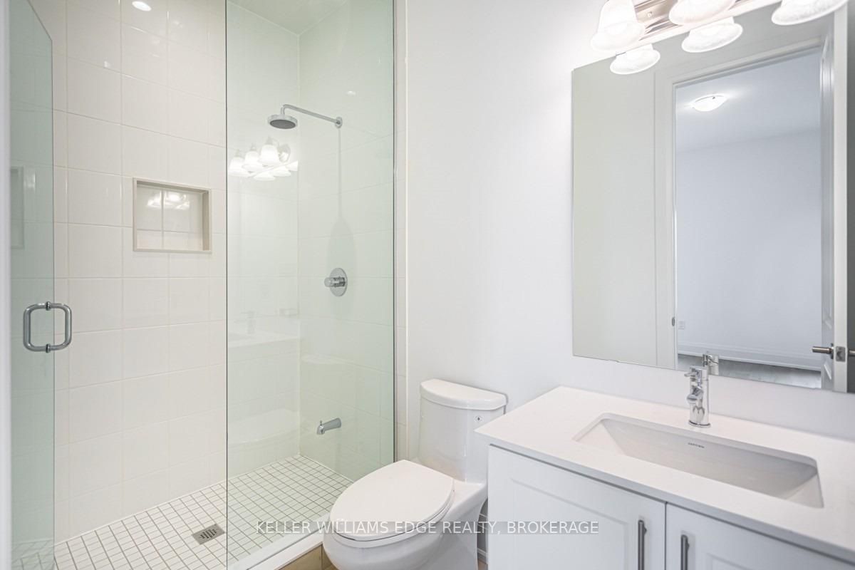 4 Jb Robson Crt