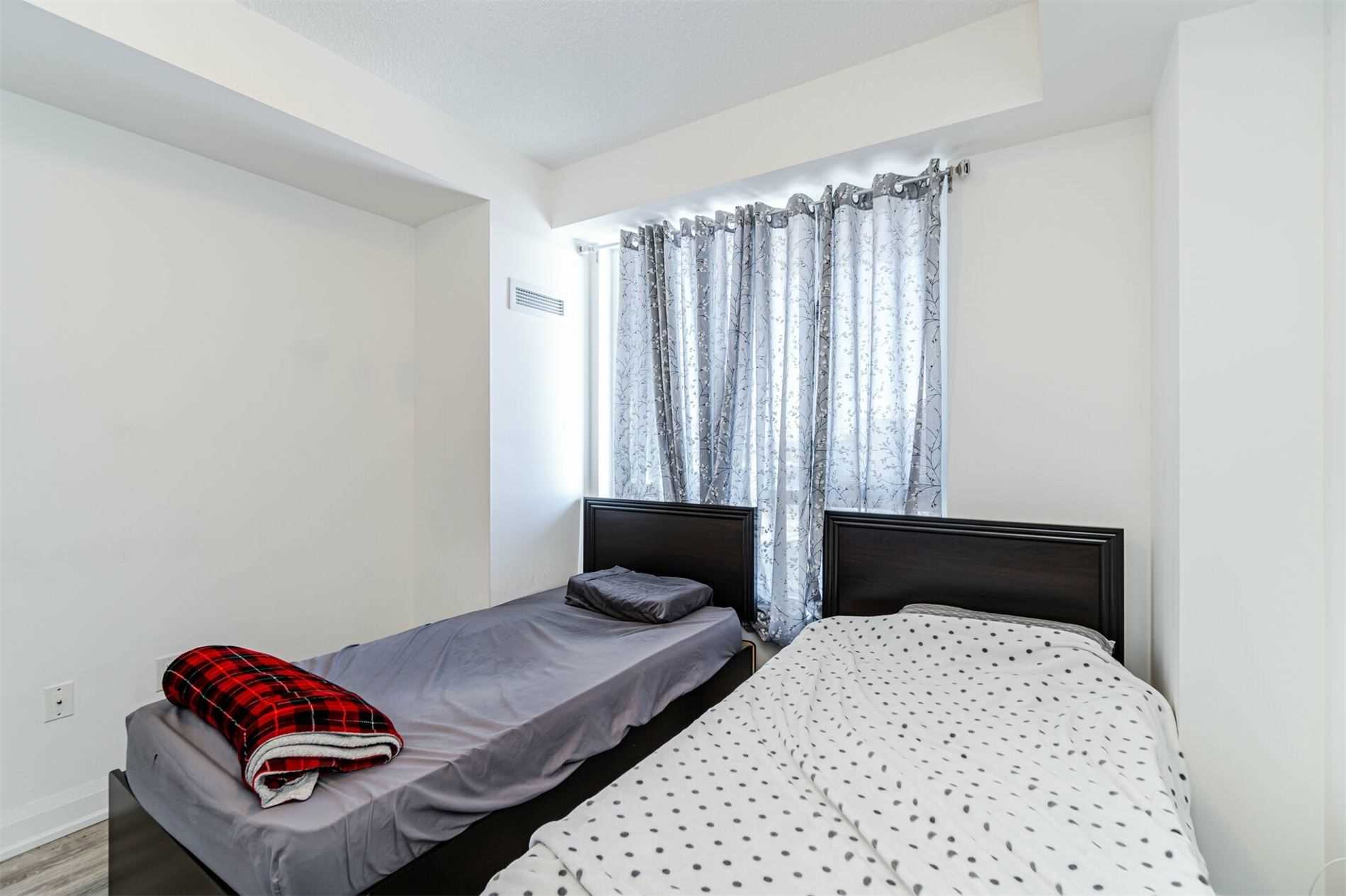 2800 Keele St, #813