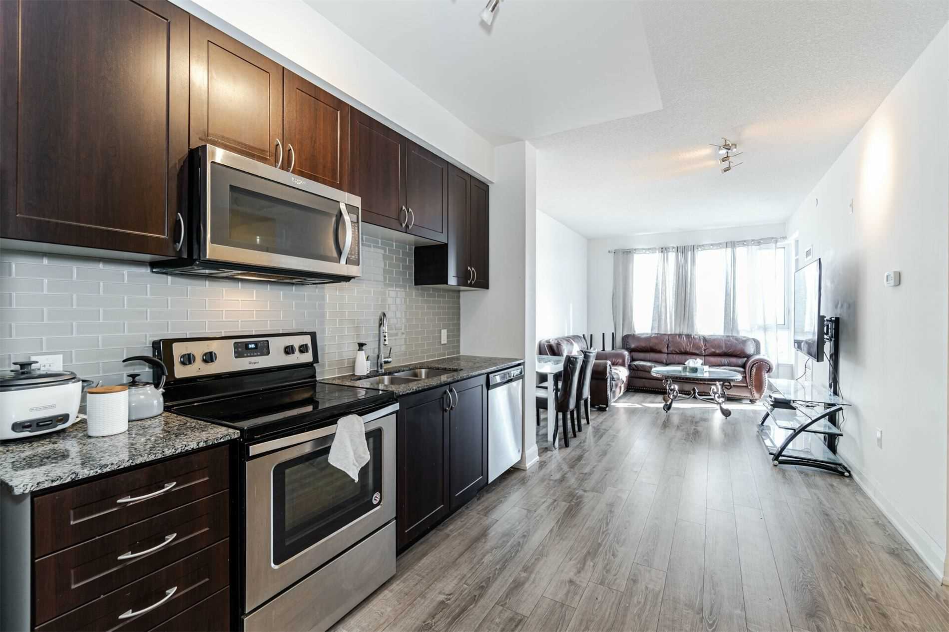 2800 Keele St, #813