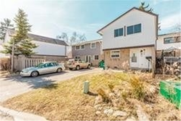 18 Hillpark Tr, Brampton